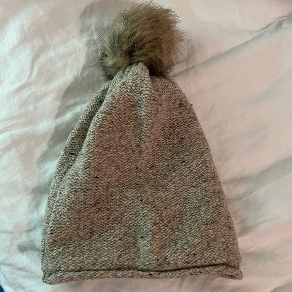 Madewell Faux Fur Wool Beanie- NWT Beige/Natural - Picture 5 of 7